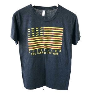 Cleveland Cavs Men’s Lebron Grey T Shirt S